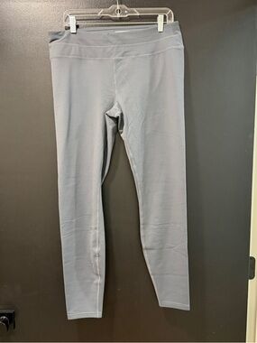 Women's Gray Active Leggings - Comfortable Everyday Stretch